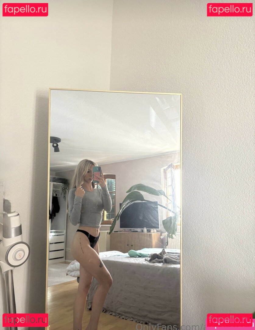 aliaviktoriaavip Nude Onlyfans Photo 41
