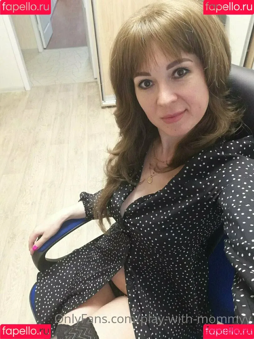 teach-mommy Onlyfans Photo Gallery 