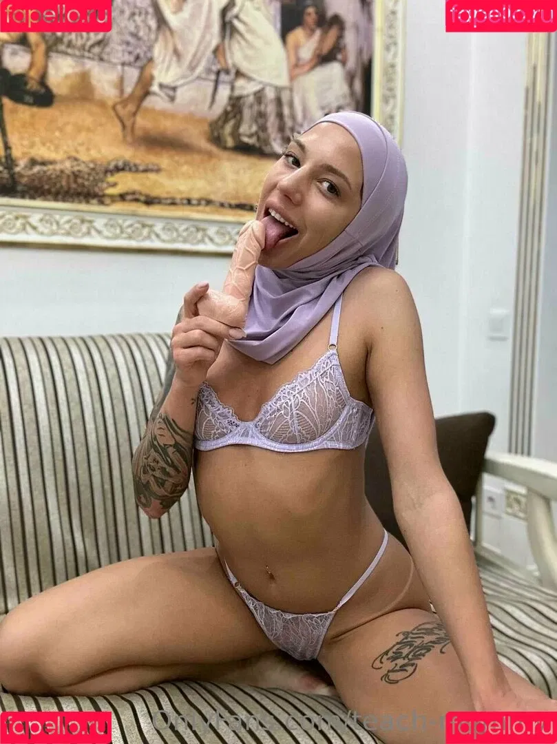 teach-mommy Onlyfans Photo Gallery 