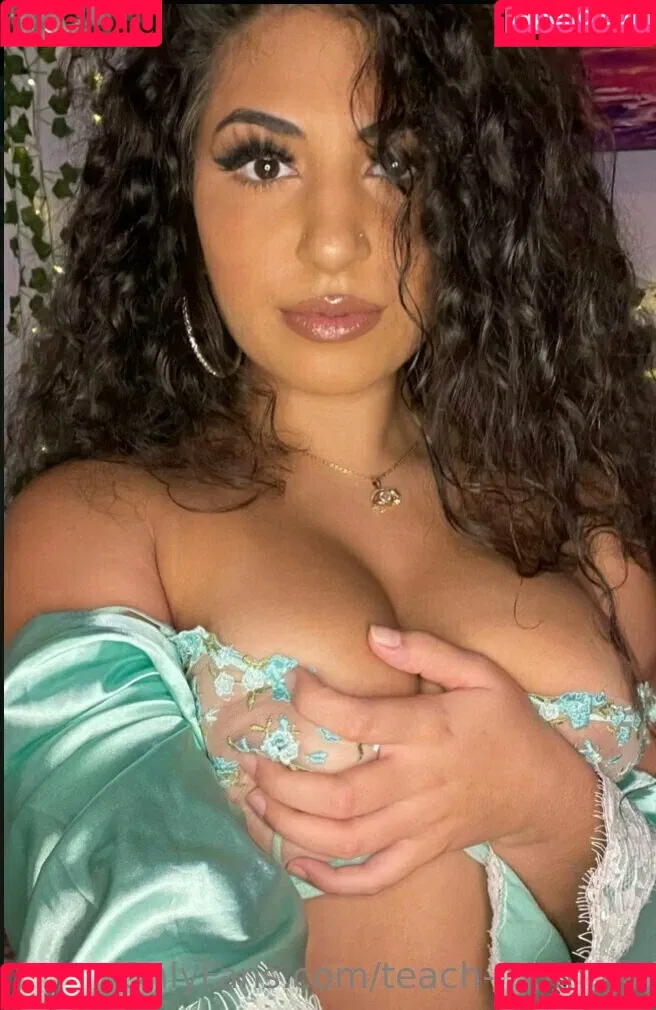 teach-mommy Onlyfans Photo Gallery 