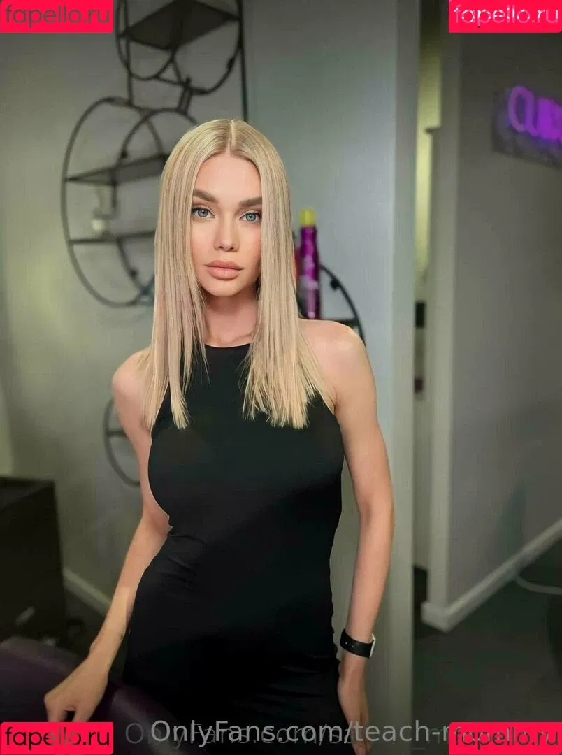 teach-mommy Onlyfans Photo Gallery 