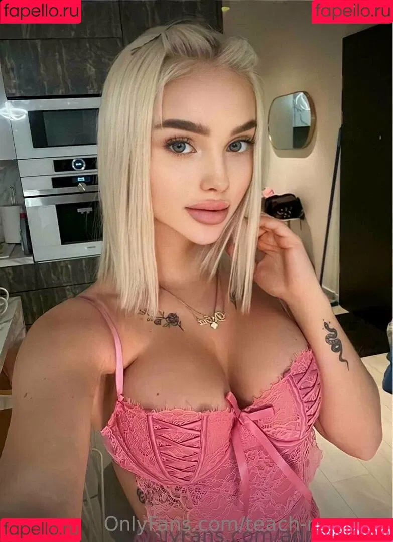 teach-mommy Onlyfans Photo Gallery 