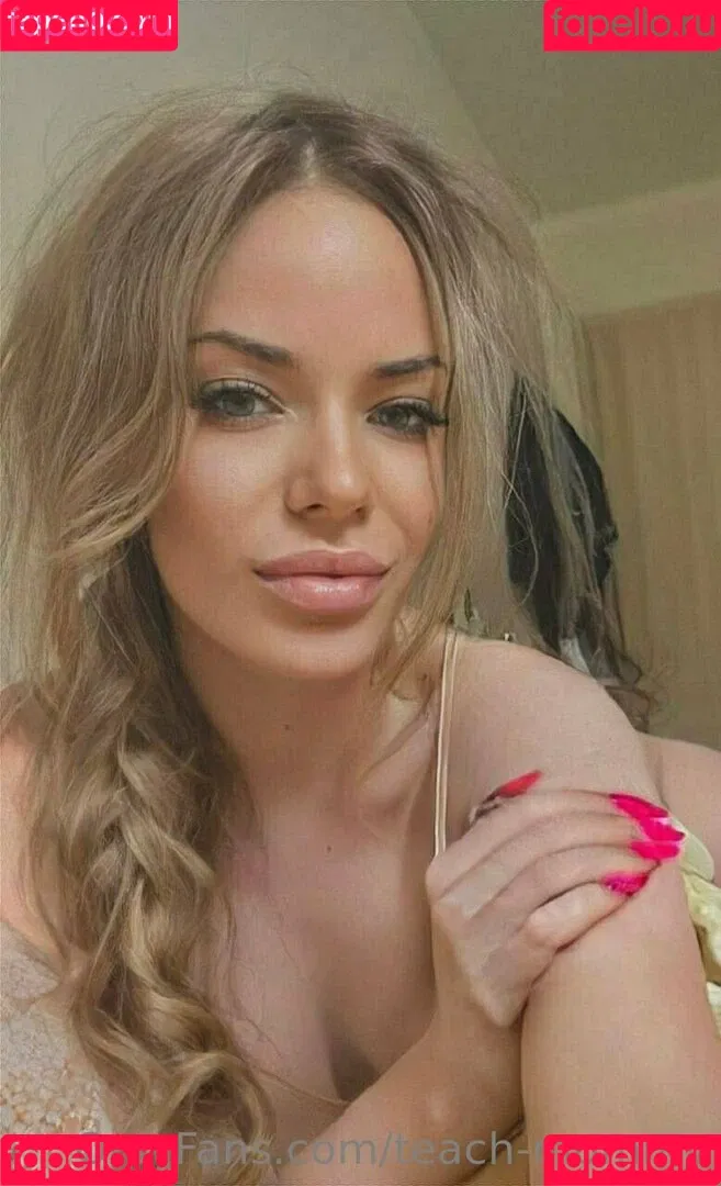 teach-mommy Onlyfans Photo Gallery 