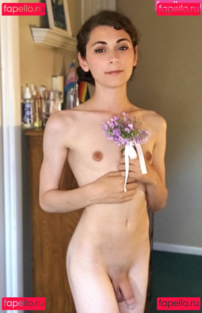 Jelly Grave Nude Onlyfans Photo 15