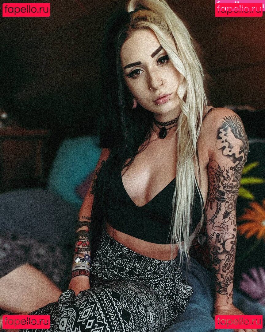 yearwalkatmidnight Nude Onlyfans Photo 46
