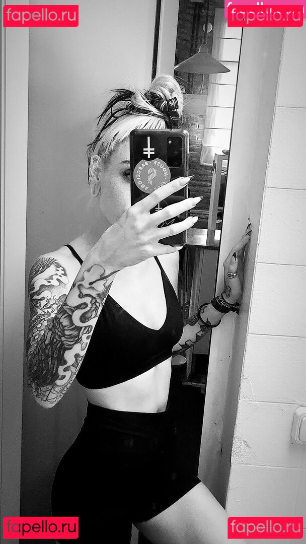 yearwalkatmidnight Nude Onlyfans Photo 39