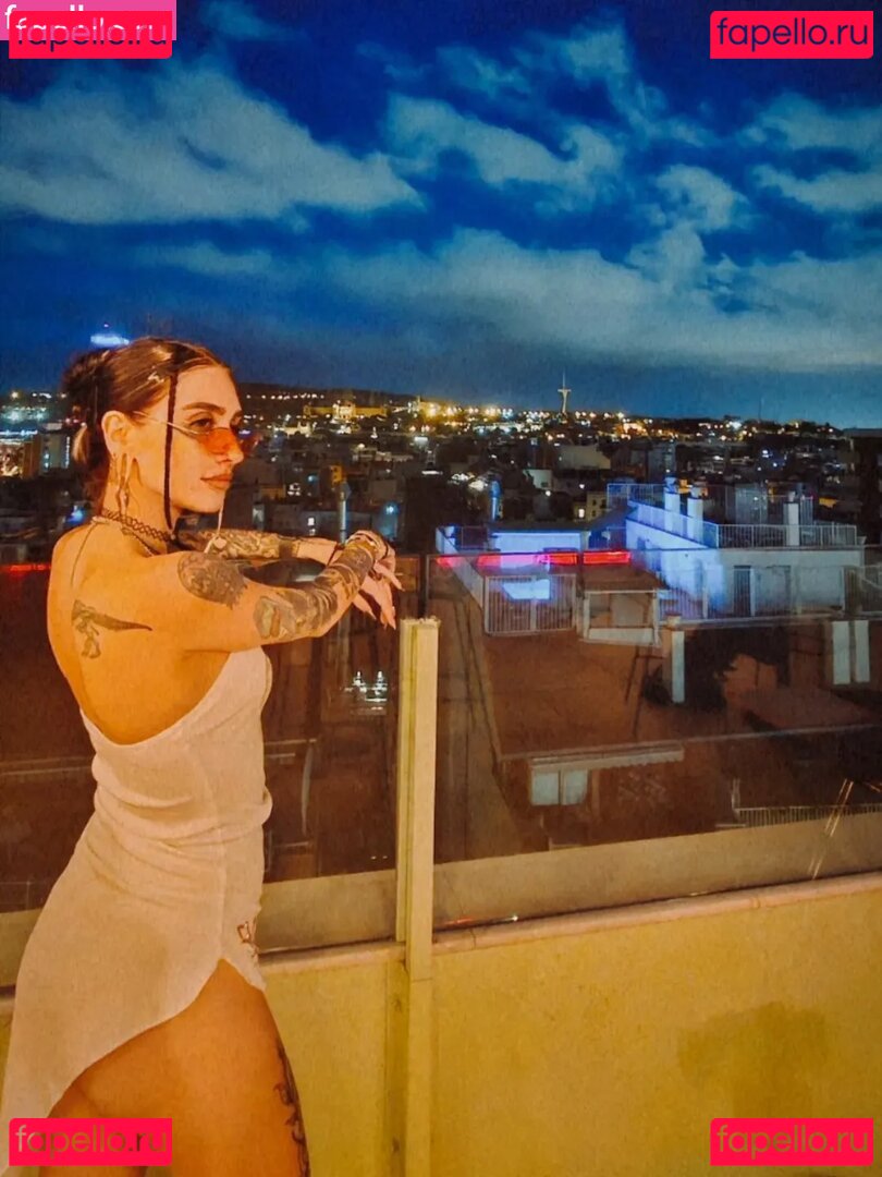 yearwalkatmidnight Nude Onlyfans Photo 5