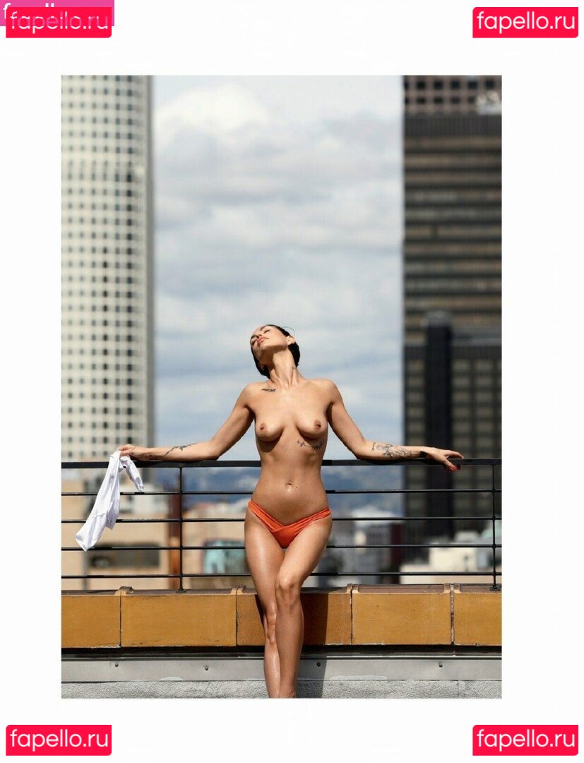 Teela LaRoux Nude Onlyfans Photo 10