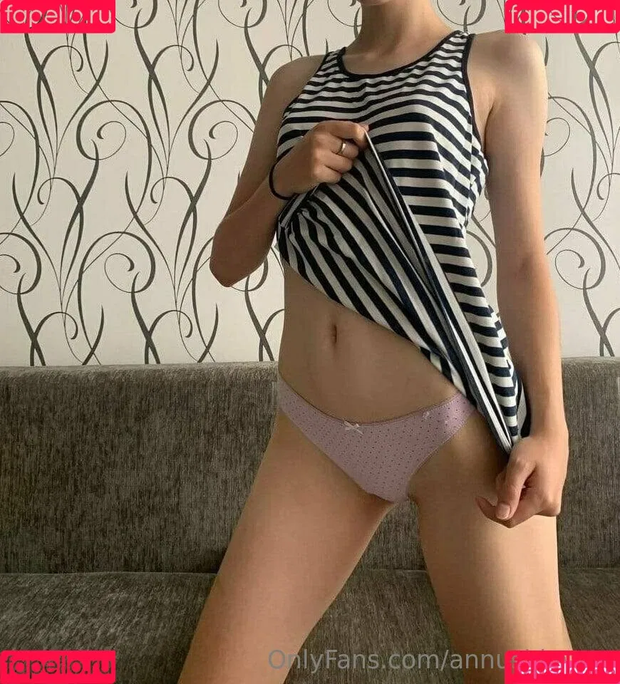 annushka_ua Onlyfans Photo Gallery 