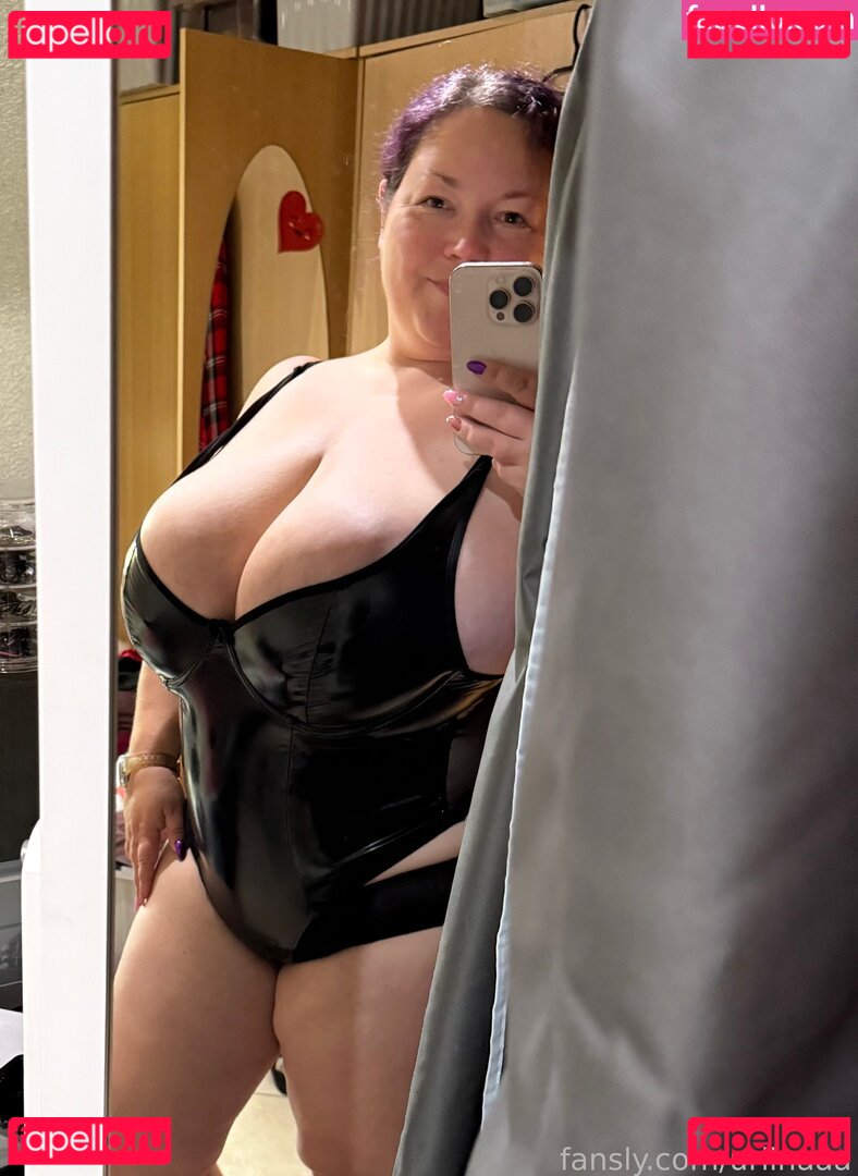bigapplelinaa Nude Onlyfans Photo 12
