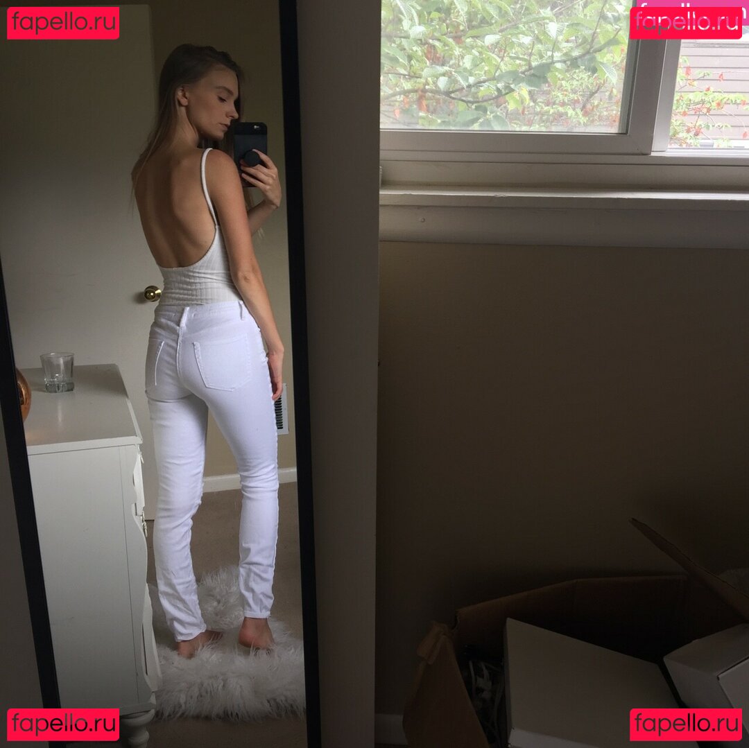 Joelle Friend Nude Onlyfans Photo 47