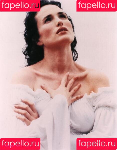 Andie MacDowell Onlyfans Photo Gallery 