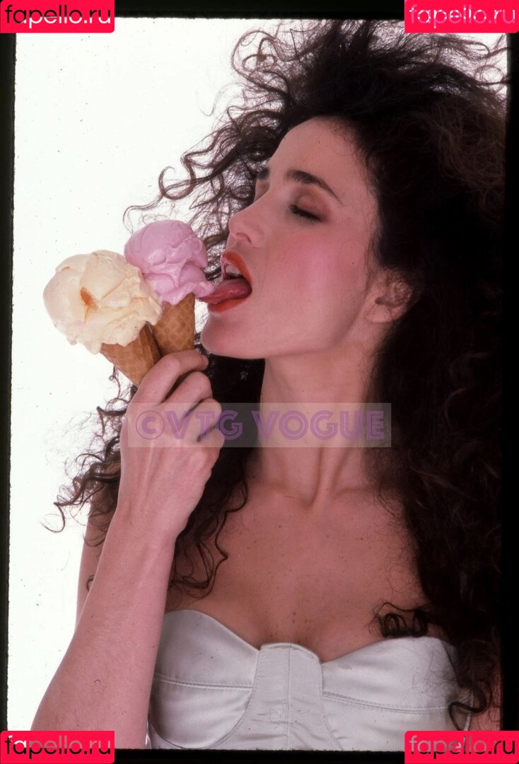 Andie MacDowell Onlyfans Photo Gallery 