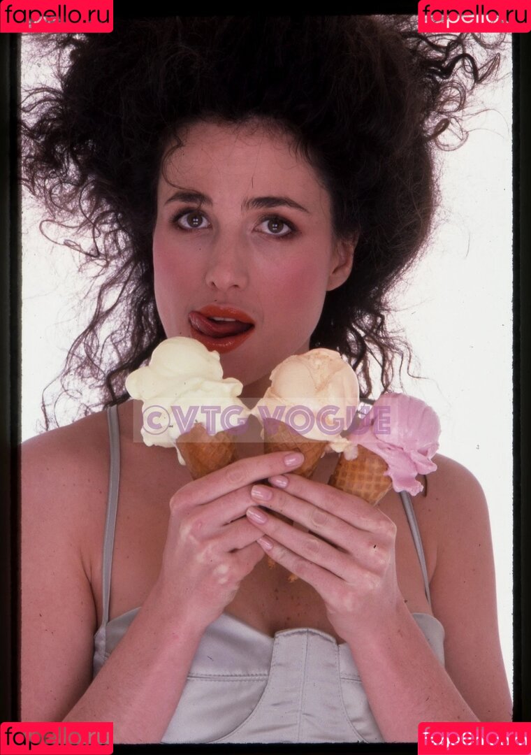 Andie MacDowell Onlyfans Photo Gallery 