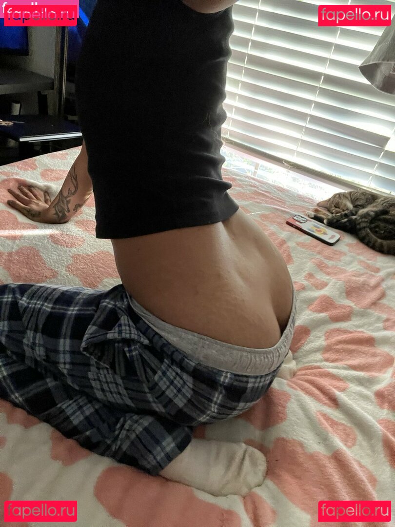 whosluxxx Nude Onlyfans Photo 6