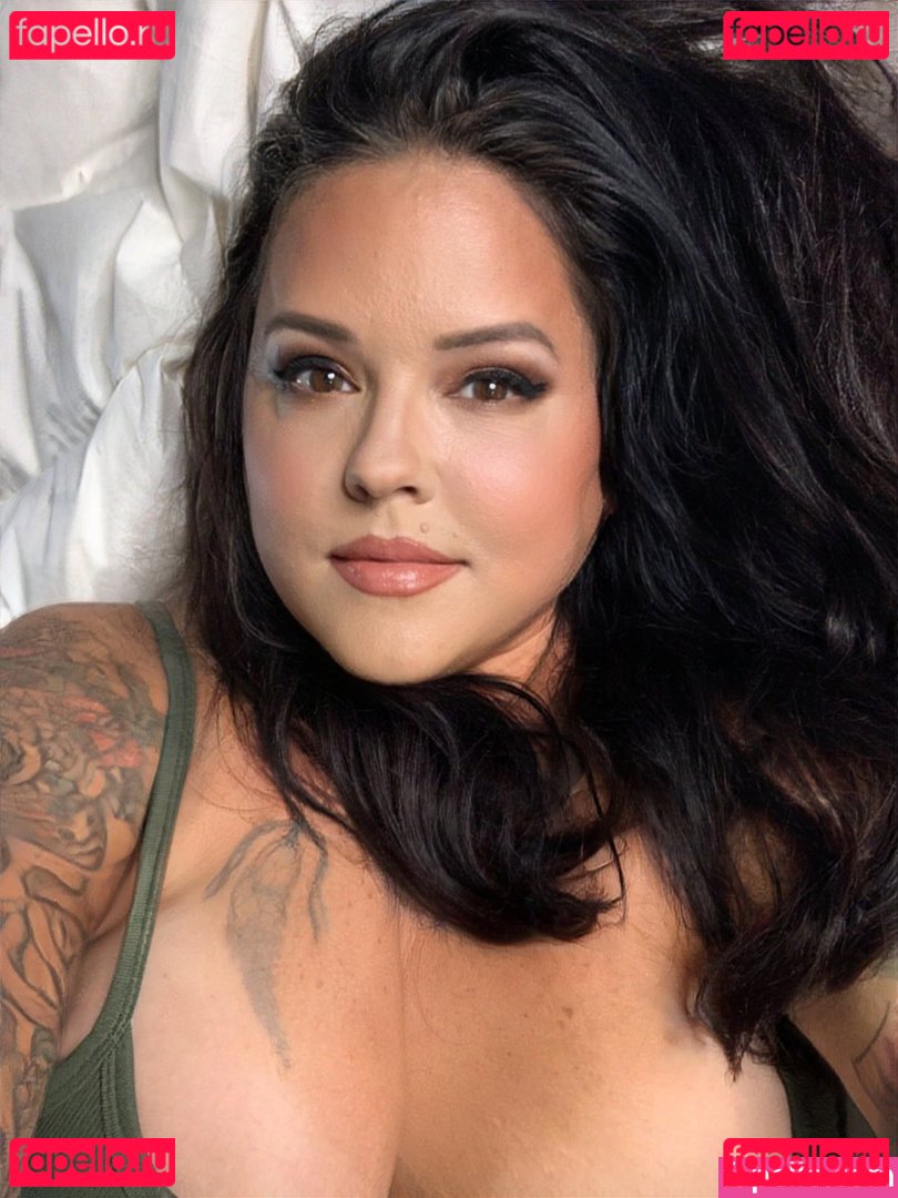 Rebecca Parrot Nude Onlyfans Photo 21