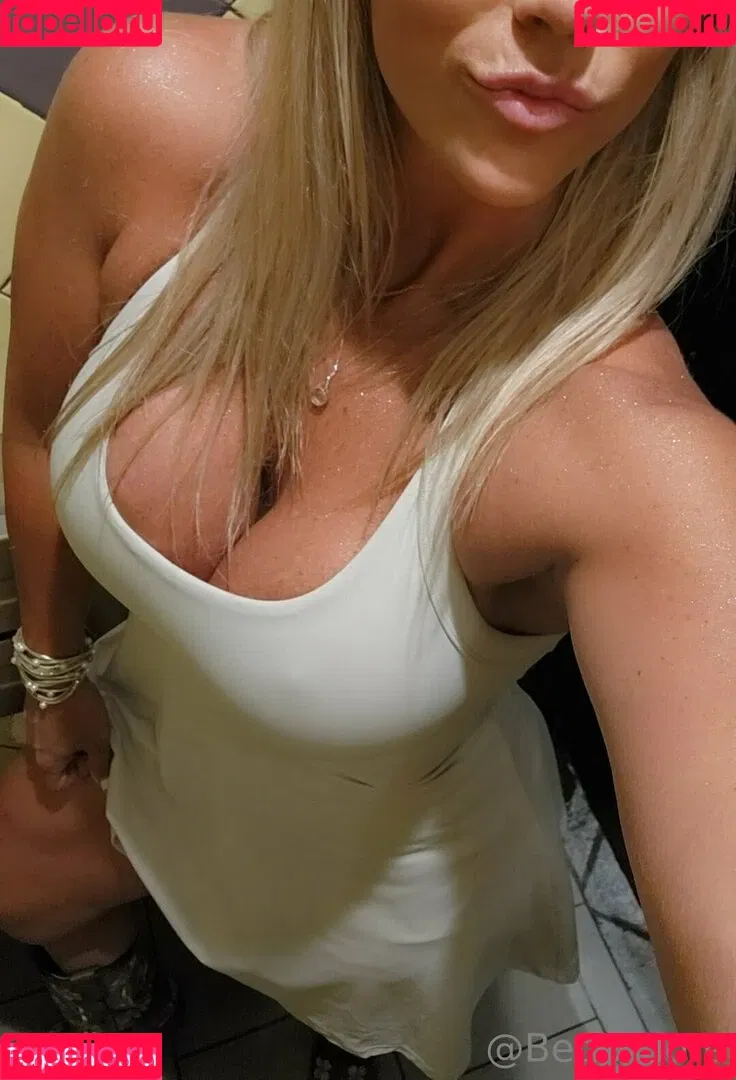 BethAdore Onlyfans Photo Gallery 