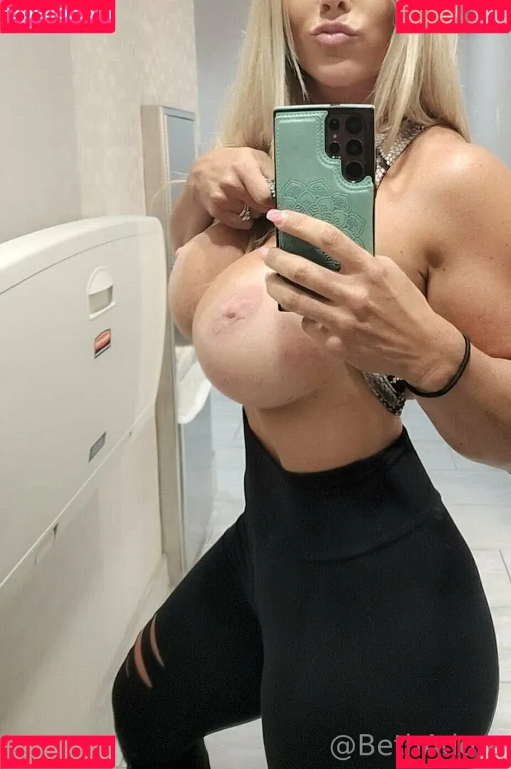 BethAdore Onlyfans Photo Gallery 