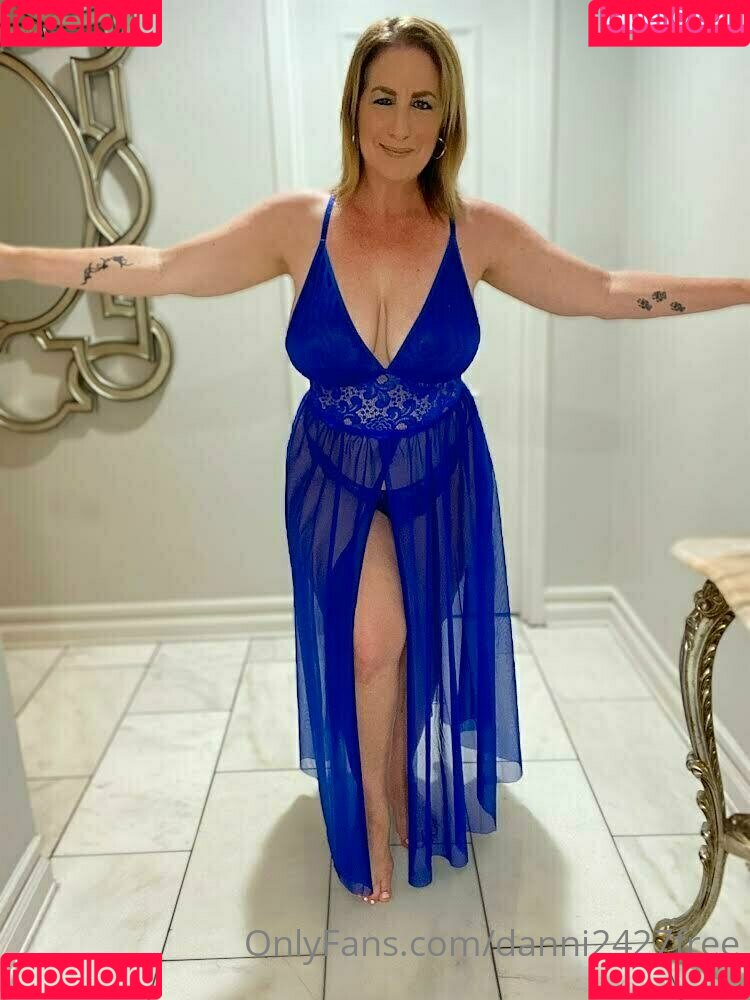 danni2427free Onlyfans Photo Gallery 