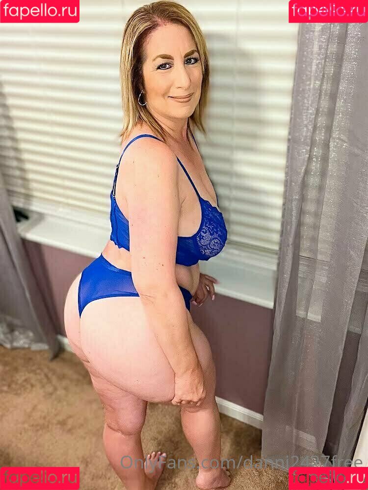 danni2427free Onlyfans Photo Gallery 