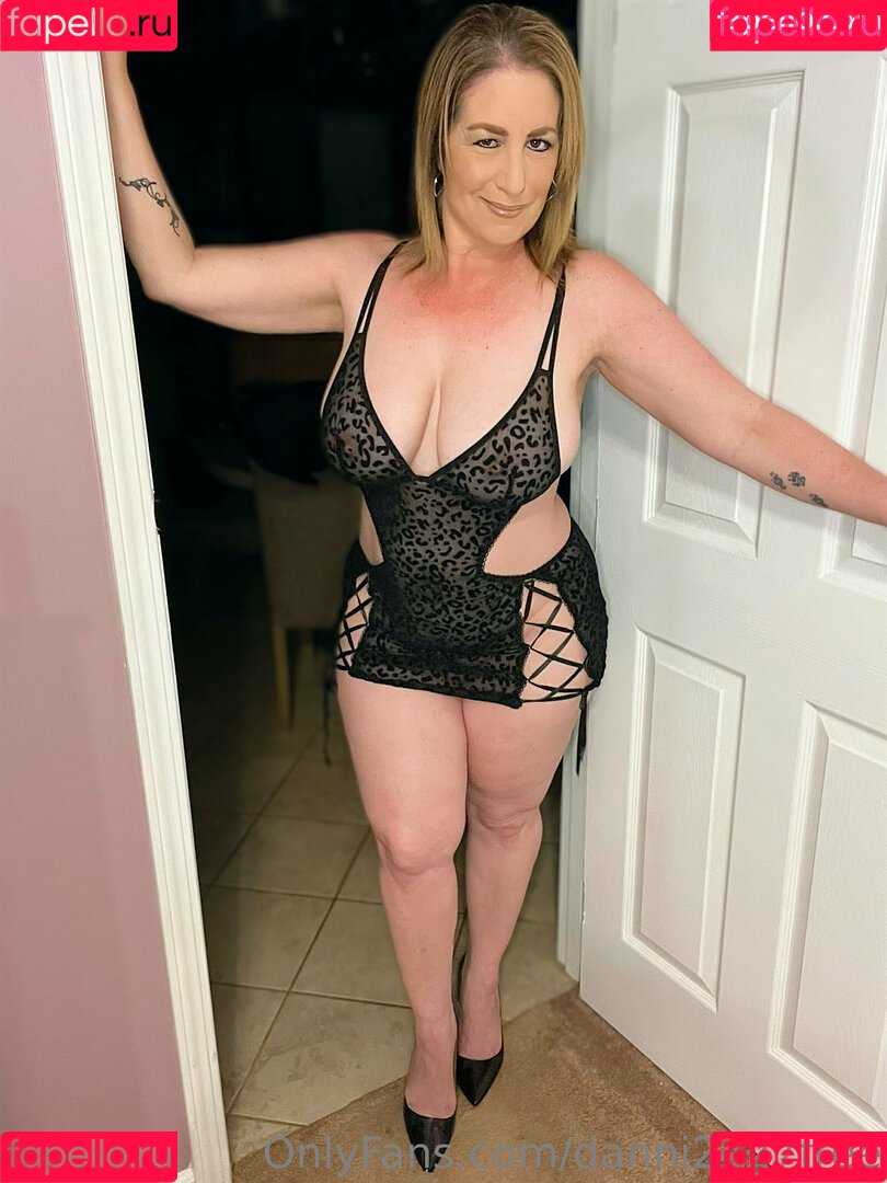 danni2427free Onlyfans Photo Gallery 