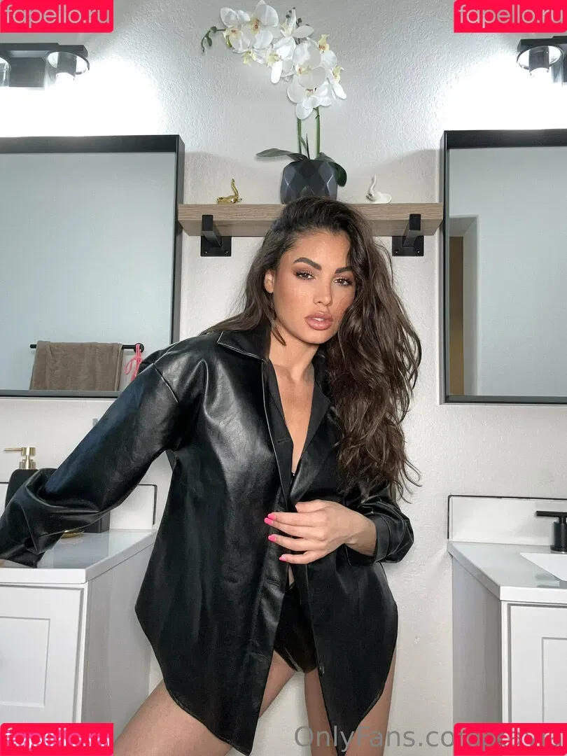 Kayla Onlyfans Photo Gallery 