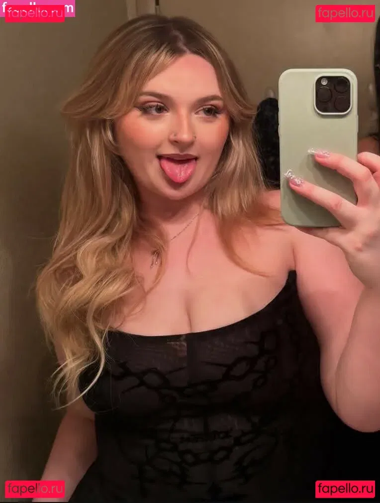 Kayla Onlyfans Photo Gallery 