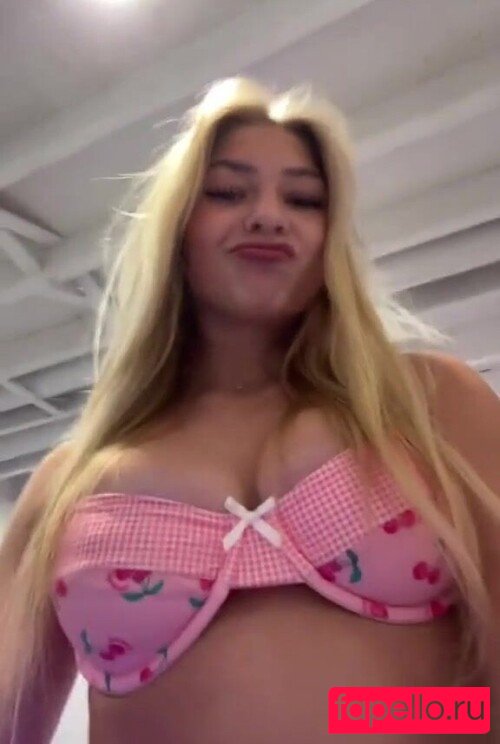 Audrey Wright Nude Onlyfans Photo 18