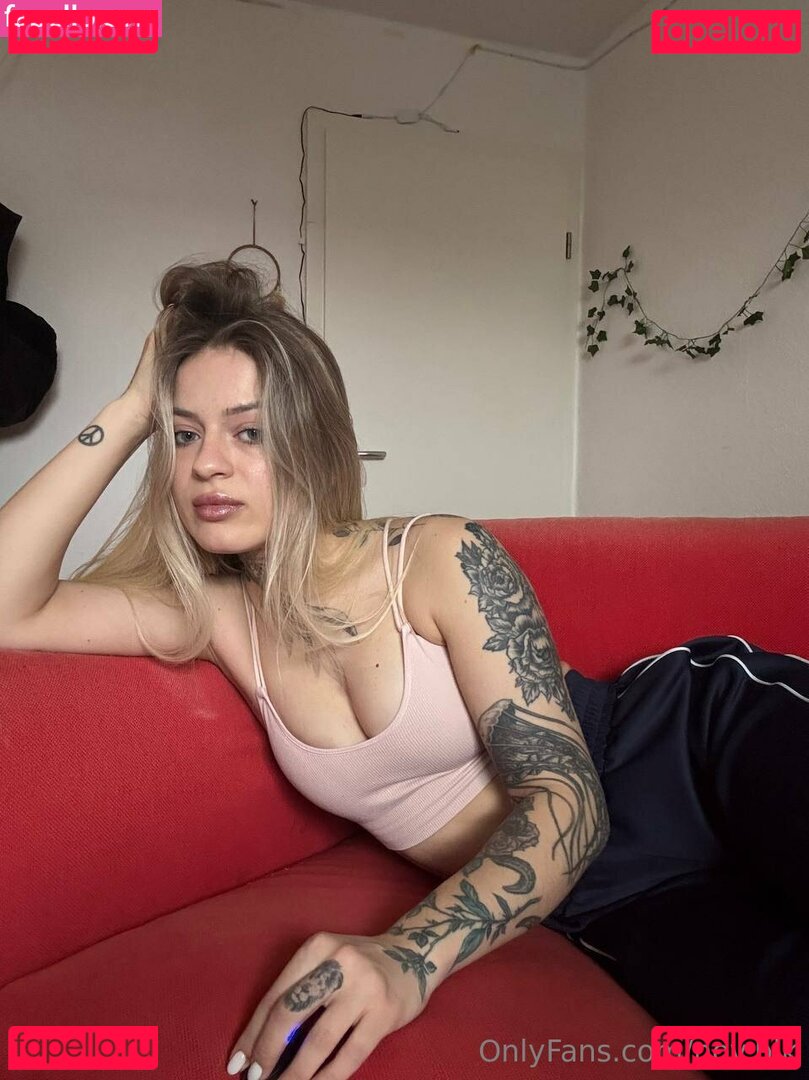 julianizza Nude Onlyfans Photo 36