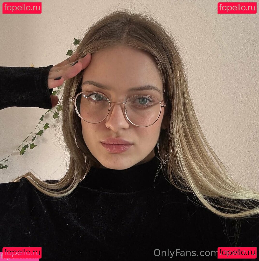 julianizza Nude Onlyfans Photo 18