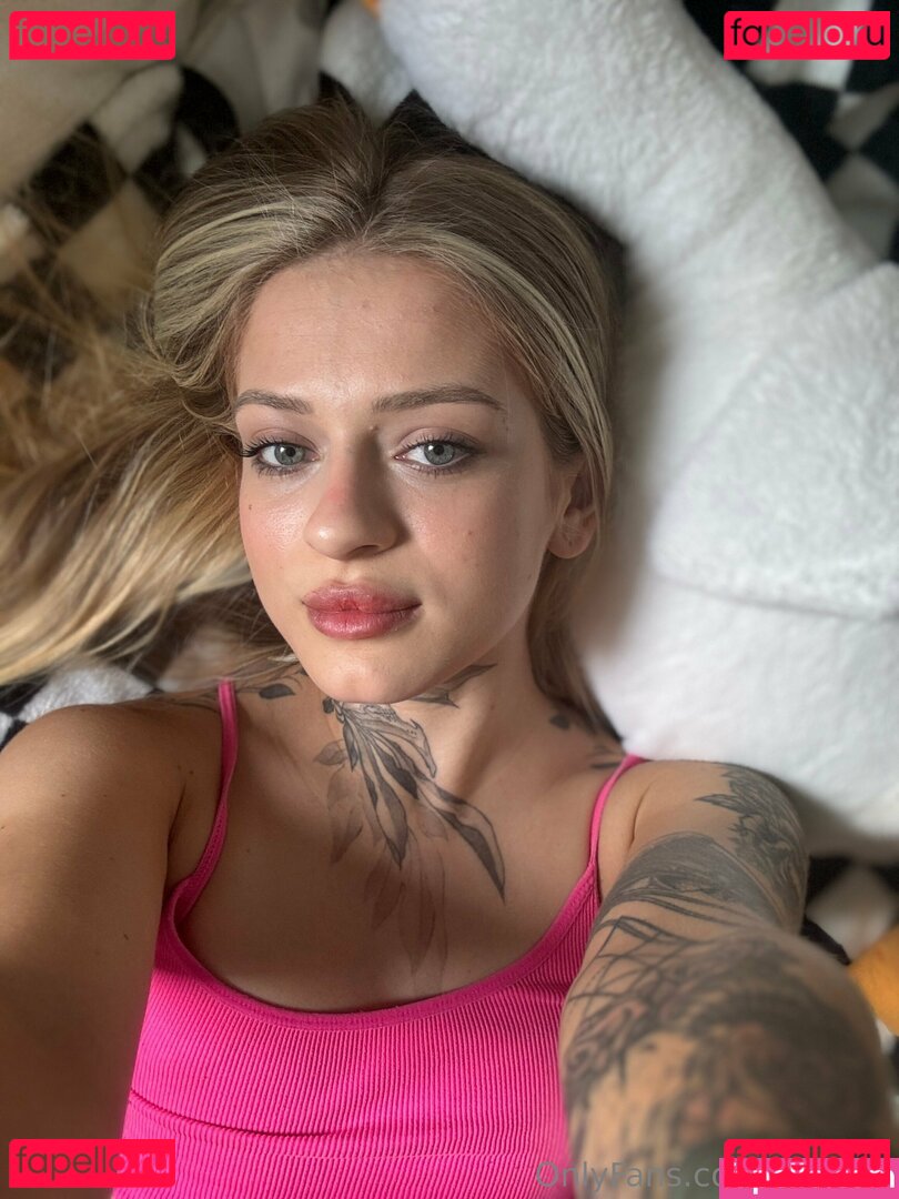julianizza Nude Onlyfans Photo 7
