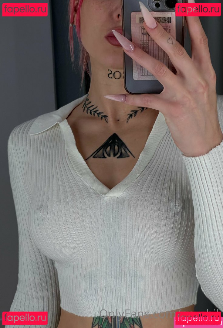 navzhik Nude Onlyfans Photo 10