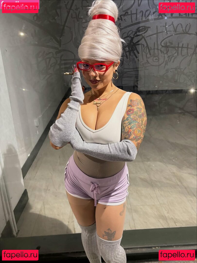 supersquirtsenn Nude Onlyfans Photo 8