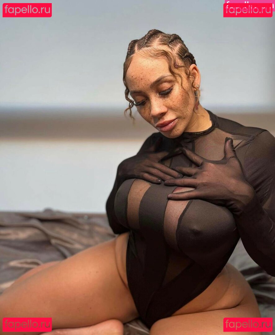 meganxdenise Nude Onlyfans Photo 8