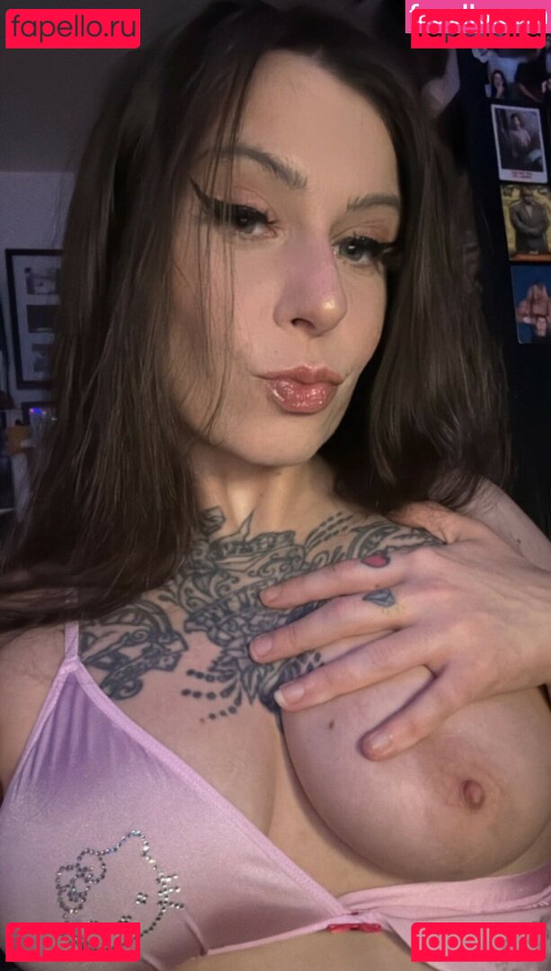 pervertedxxprincess Nude Onlyfans Photo 10