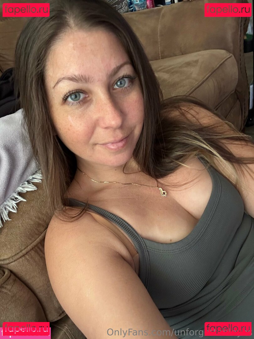 unforgettableyes Nude Onlyfans Photo 13