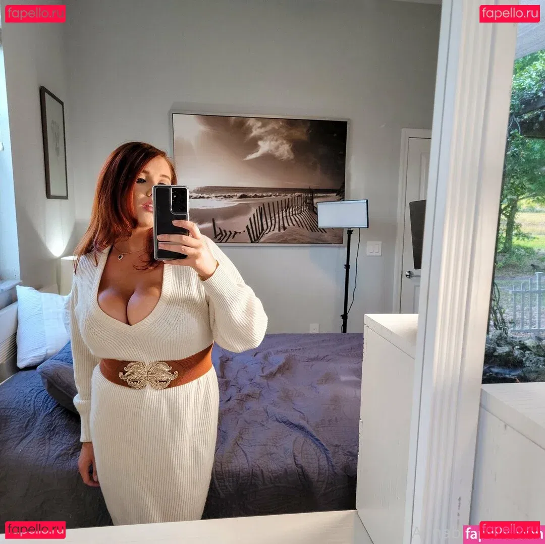 annabellerogersfree Onlyfans Photo Gallery 