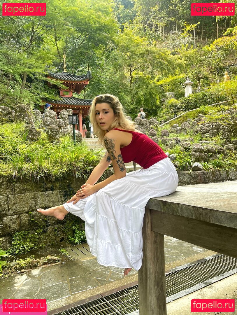 Voghelita Nude Onlyfans Photo 8