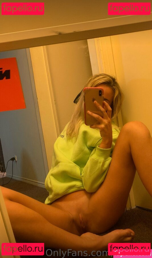 Sexelexi Nude Onlyfans Photo 12