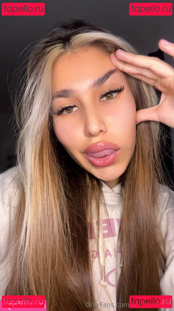 zaravelvett Nude Onlyfans Photo 9