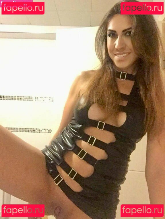 Melike Baran Nude Onlyfans Photo 13