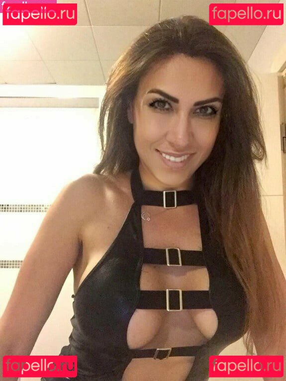 Melike Baran Nude Onlyfans Photo 10