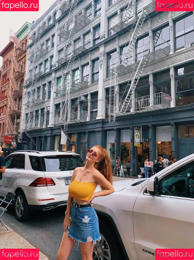 notemilyb Onlyfans Photo Gallery 