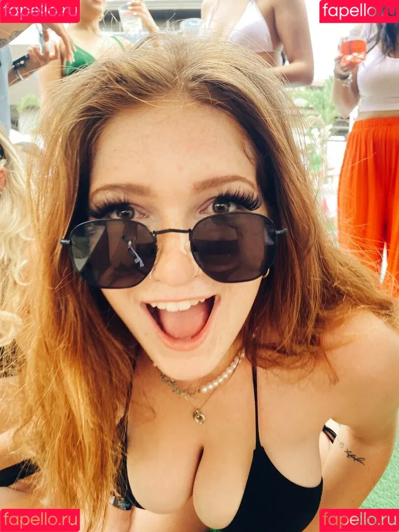 notemilyb Onlyfans Photo Gallery 