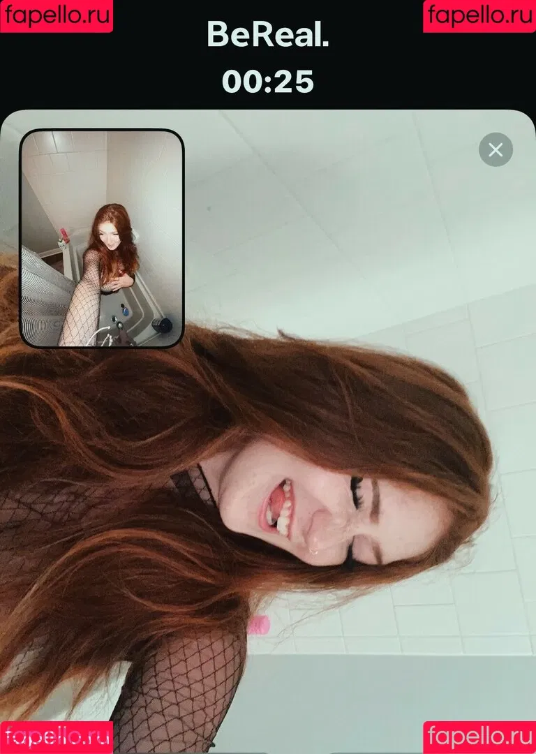 notemilyb Onlyfans Photo Gallery 