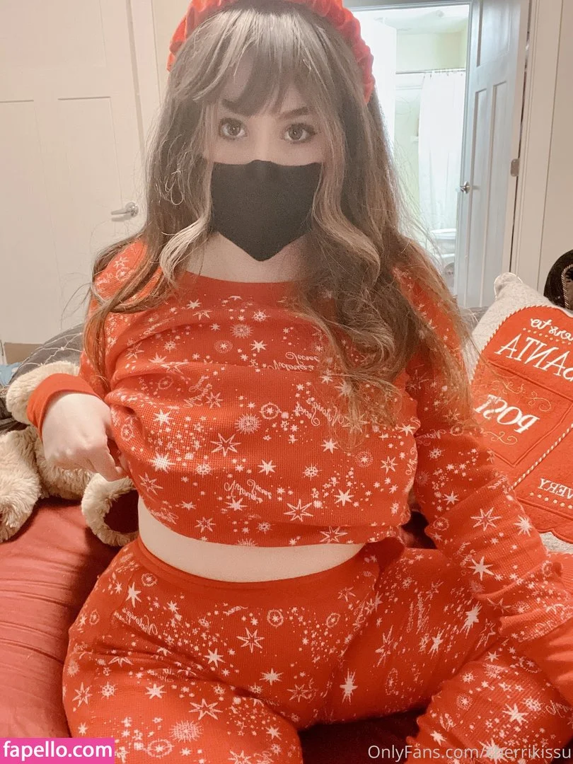 cherrikissu Onlyfans Photo Gallery 