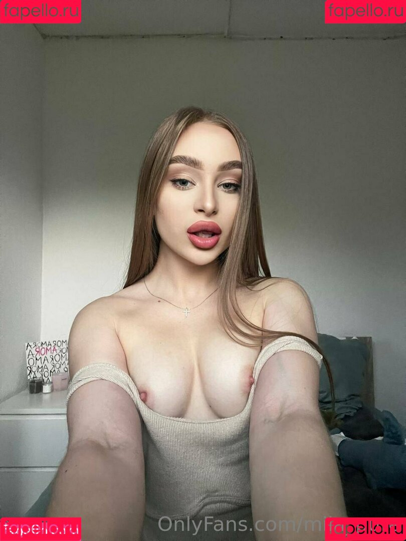 mila_pure Onlyfans Photo Gallery 