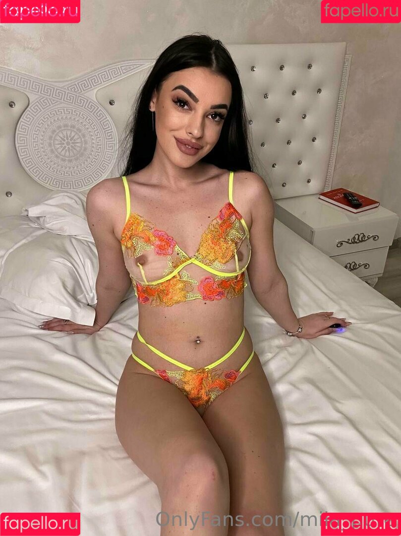 mila_pure Onlyfans Photo Gallery 