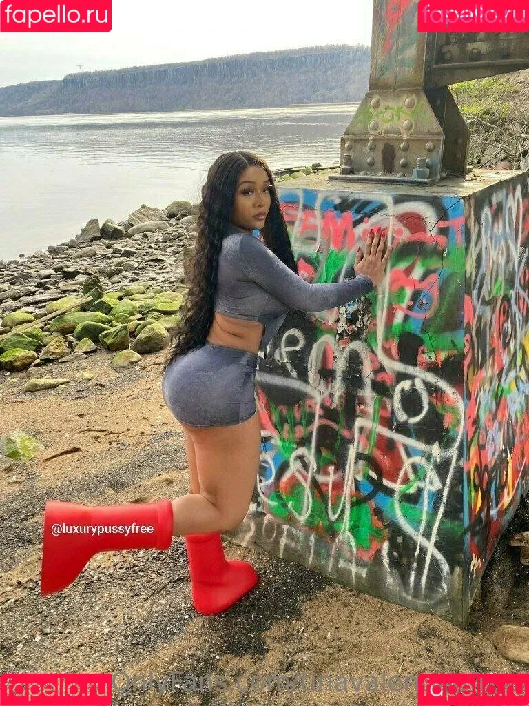 tinavalentinafree Onlyfans Photo Gallery 