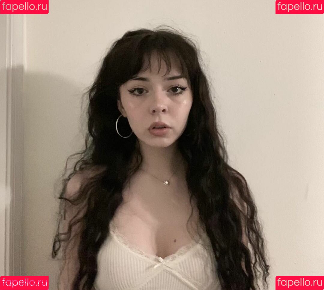 ezsy Onlyfans Photo Gallery 